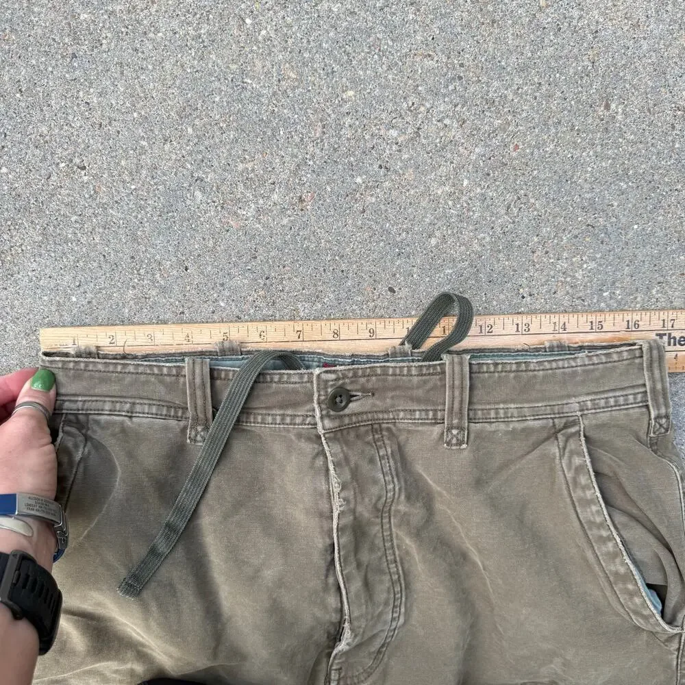 VTG Y2K Abercrombie and Fitch Paratrooper Cargo Canvas Shorts Drawcord Size 31